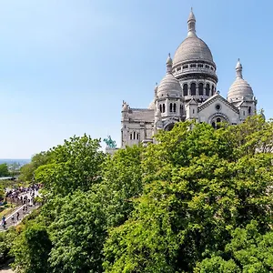 In Front Of The Sacre Coeur - 2 Bedrooms With Elevator Paris